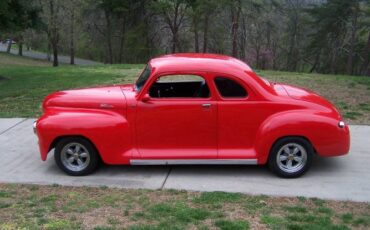 Plymouth-Coupe-1947-Red-9