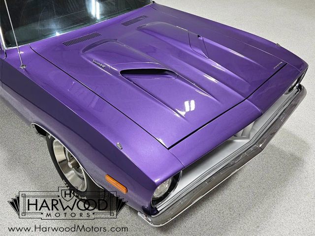 Plymouth-Cuda-1972-Coupe-10