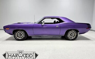 Plymouth-Cuda-1972-Coupe-2