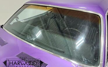 Plymouth-Cuda-1972-Coupe-23