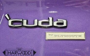 Plymouth-Cuda-1972-Coupe-30