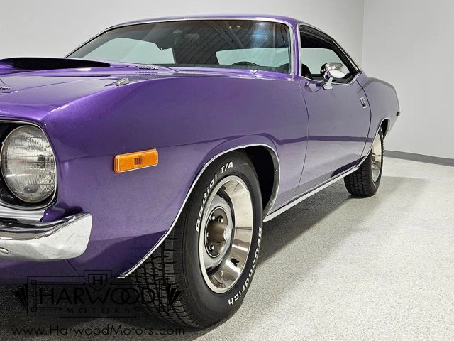 Plymouth-Cuda-1972-Coupe-34