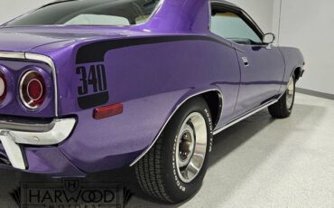 Plymouth-Cuda-1972-Coupe-35
