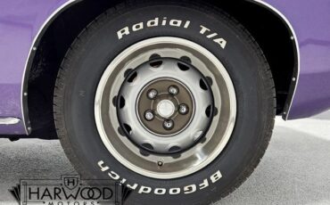 Plymouth-Cuda-1972-Coupe-37