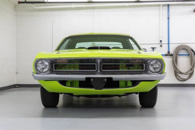 Plymouth-Cuda-1973-Coupe-11