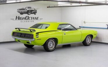 Plymouth-Cuda-1973-Coupe-2
