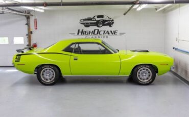 Plymouth-Cuda-1973-Coupe-3