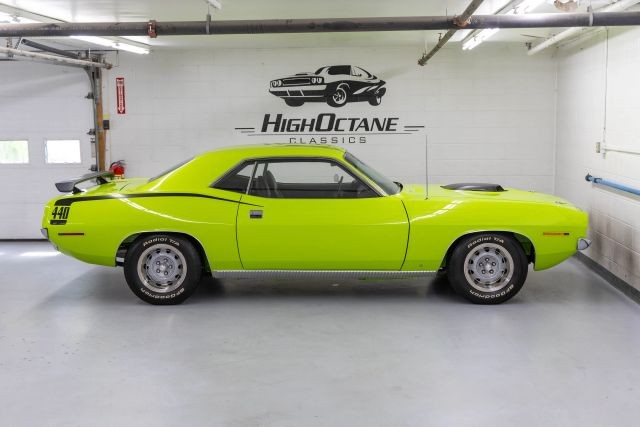 Plymouth-Cuda-1973-Coupe-3