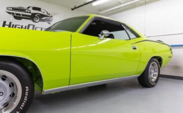 Plymouth-Cuda-1973-Coupe-33