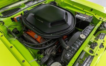 Plymouth-Cuda-1973-Coupe-4
