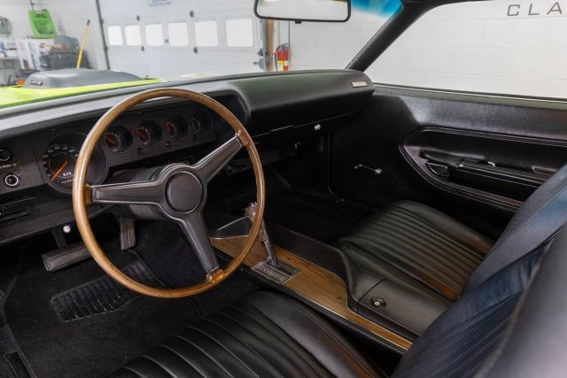 Plymouth-Cuda-1973-Coupe-6