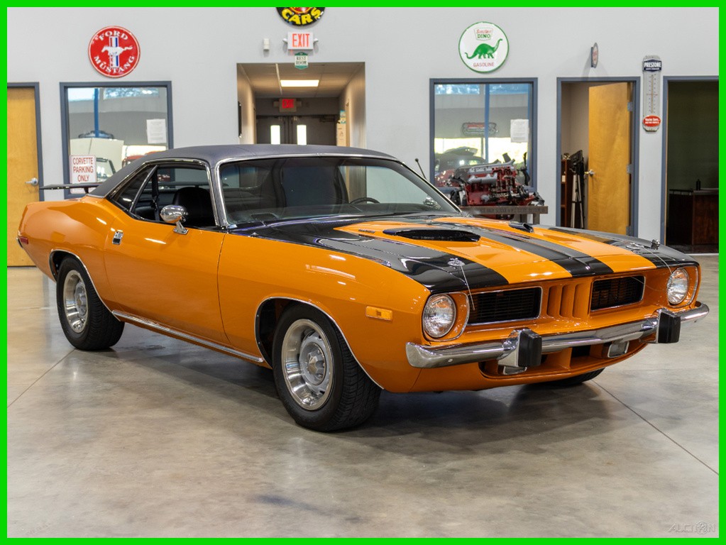 Plymouth-Cuda-1974-Coupe