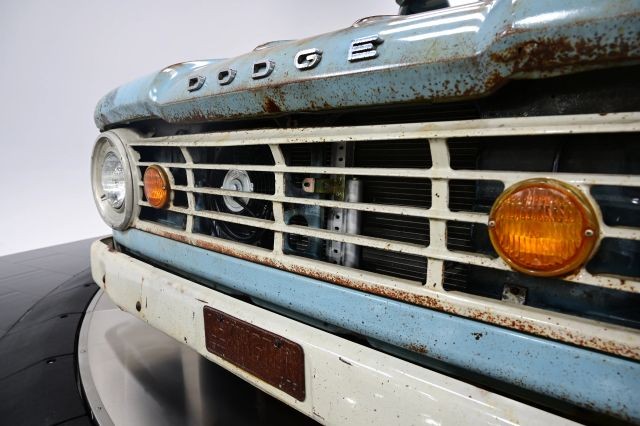 Plymouth-D100-1967-Pickup-12
