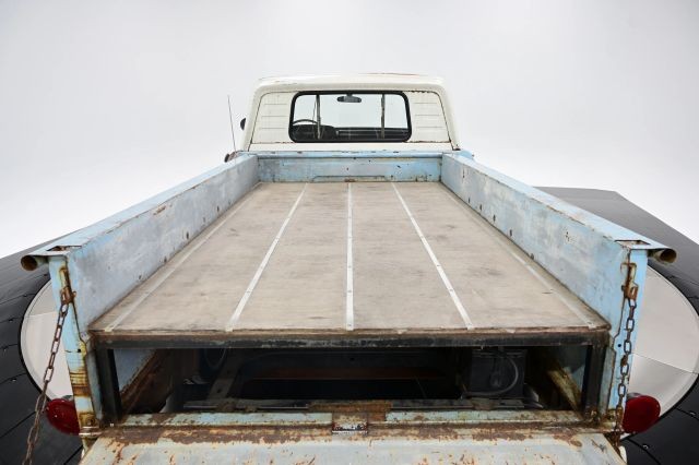 Plymouth-D100-1967-Pickup-32