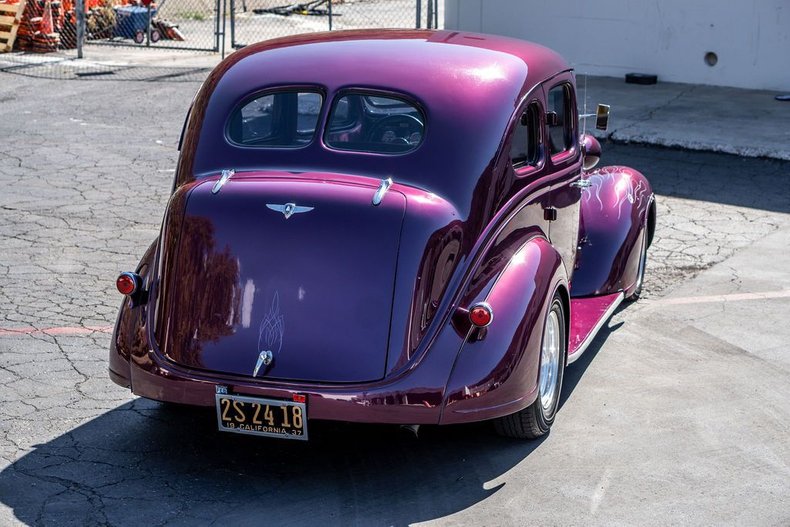 Plymouth-Deluxe-1937-Maroon-1