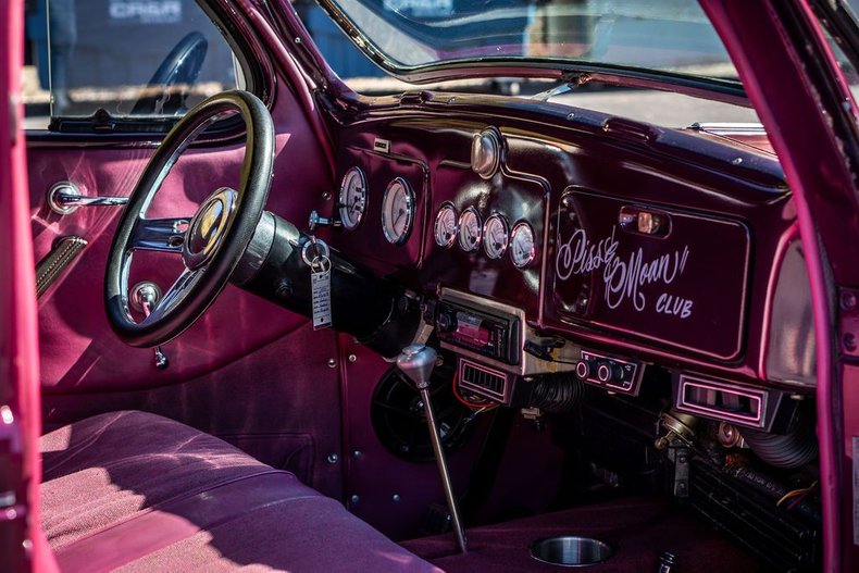 Plymouth-Deluxe-1937-Maroon-10