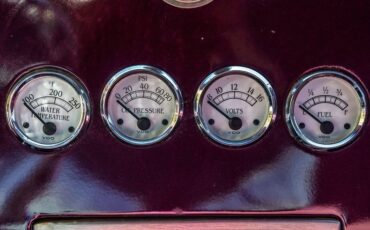 Plymouth-Deluxe-1937-Maroon-13