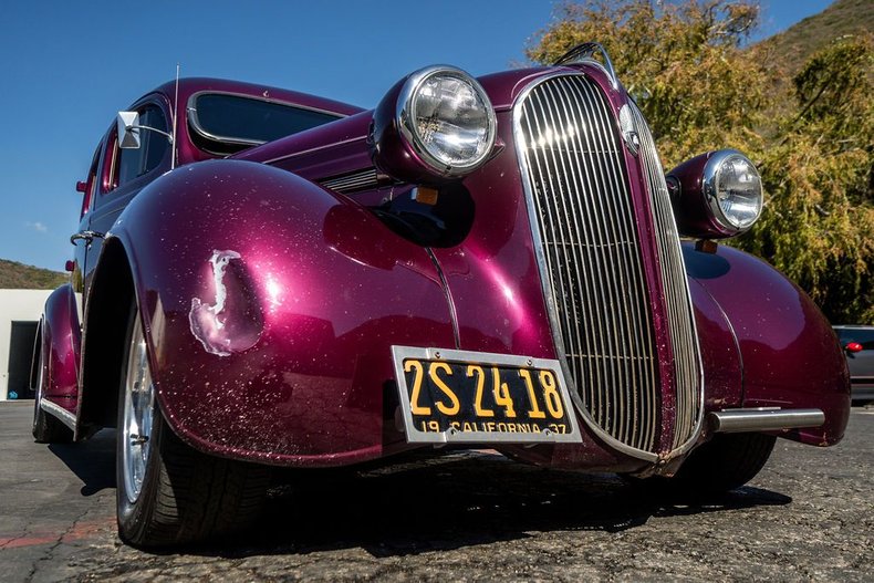 Plymouth-Deluxe-1937-Maroon-26