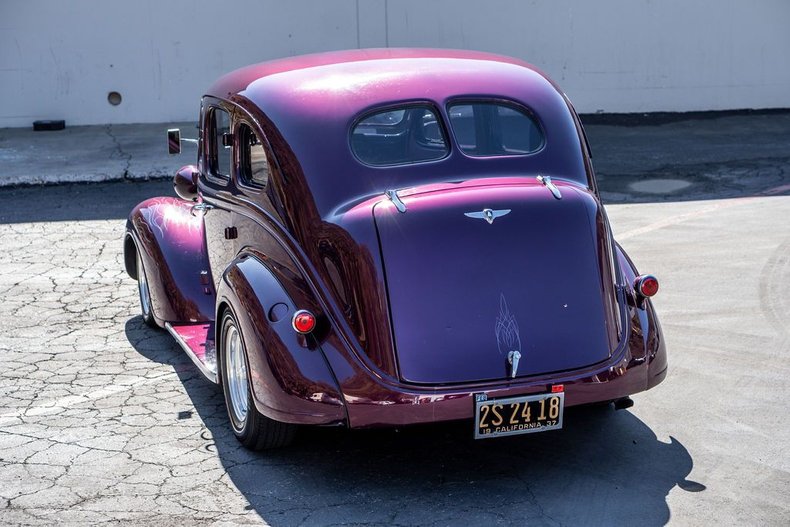 Plymouth-Deluxe-1937-Maroon-3
