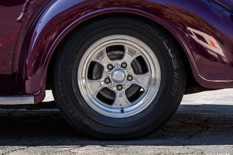 Plymouth-Deluxe-1937-Maroon-30