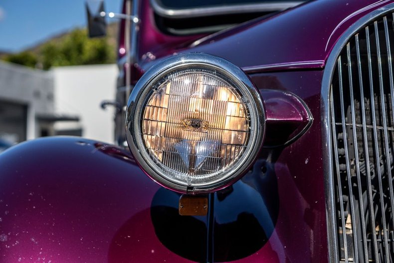 Plymouth-Deluxe-1937-Maroon-35