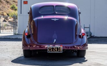 Plymouth-Deluxe-1937-Maroon-38
