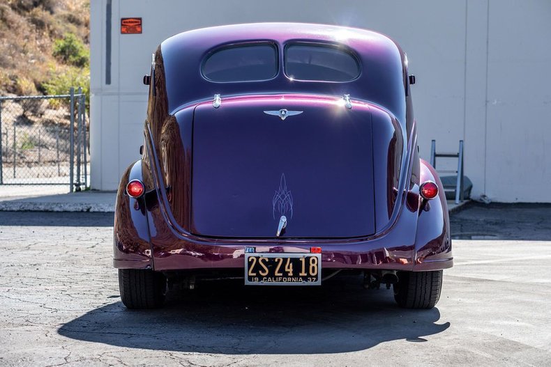 Plymouth-Deluxe-1937-Maroon-38