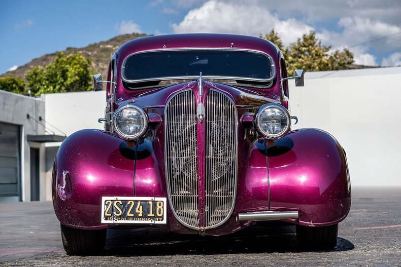 Plymouth-Deluxe-1937-Maroon-4
