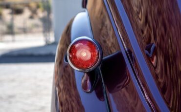 Plymouth-Deluxe-1937-Maroon-40