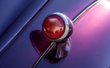 Plymouth-Deluxe-1937-Maroon-42