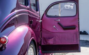 Plymouth-Deluxe-1937-Maroon-45