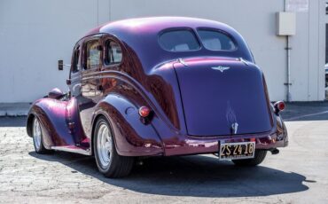 Plymouth-Deluxe-1937-Maroon-6