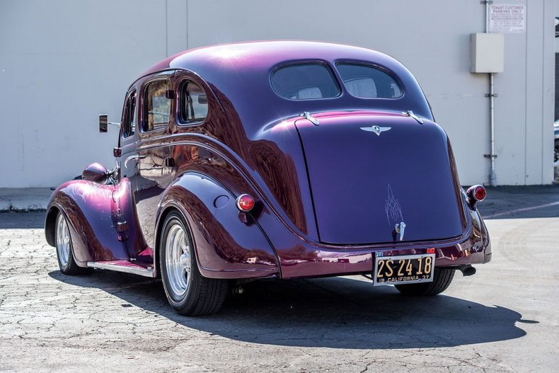 Plymouth-Deluxe-1937-Maroon-6