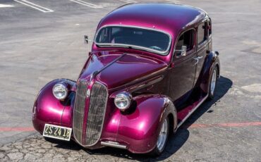 Plymouth-Deluxe-1937-Maroon-8
