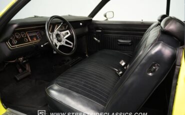 Plymouth-Duster-1973-Light-Green-Black-12