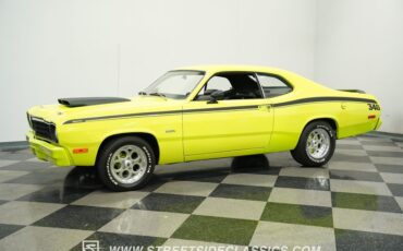 Plymouth-Duster-1973-Light-Green-Black-14