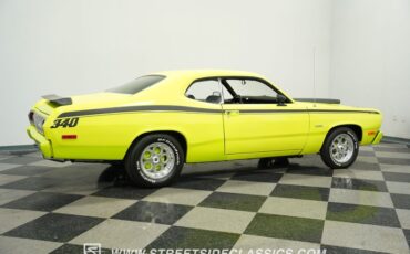 Plymouth-Duster-1973-Light-Green-Black-19