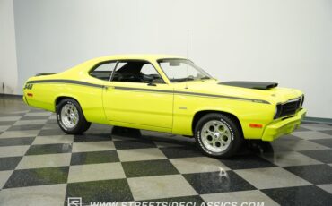 Plymouth-Duster-1973-Light-Green-Black-21