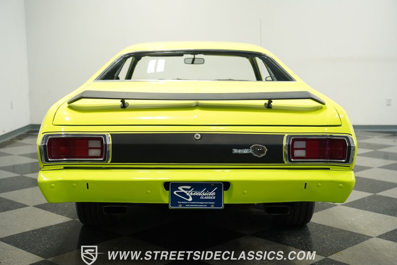 Plymouth-Duster-1973-Light-Green-Black-29