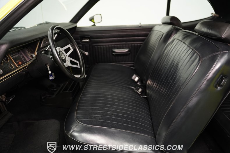 Plymouth-Duster-1973-Light-Green-Black-43