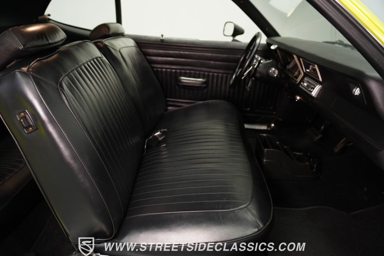 Plymouth-Duster-1973-Light-Green-Black-49