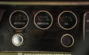 Plymouth-Duster-1973-Light-Green-Black-5