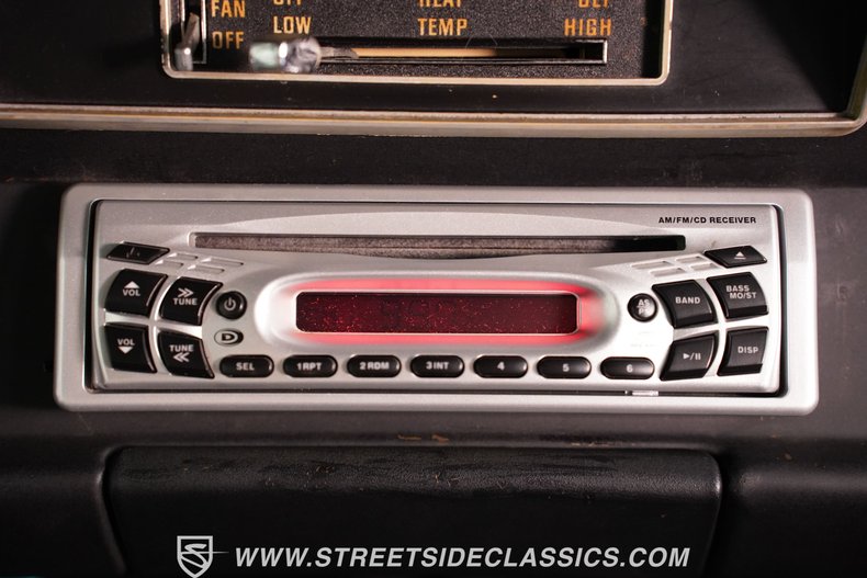 Plymouth-Duster-1973-Light-Green-Black-7