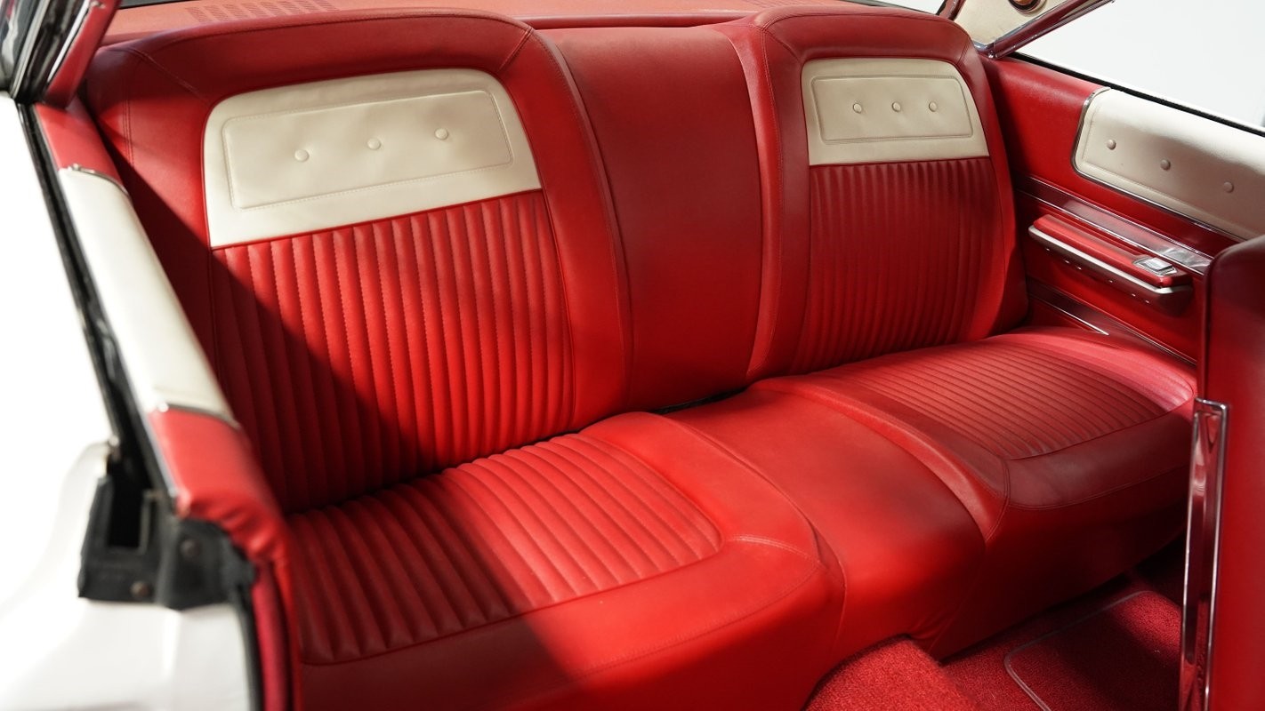 Plymouth-Fury-1964-Hardtop-37