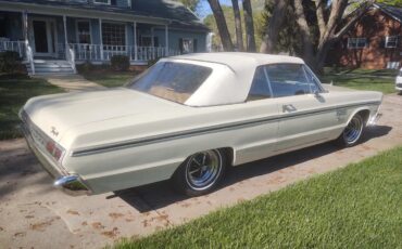 Plymouth-Fury-1965-Classic-White-Gold-2