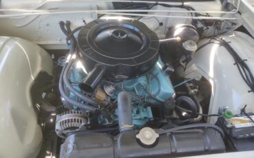 Plymouth-Fury-1965-Classic-White-Gold-5