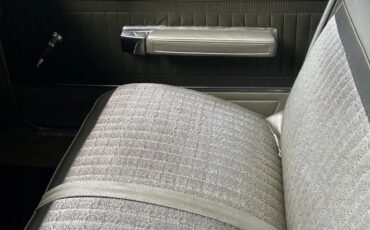 Plymouth-Fury-1966-Soft-Yellow-Tan-15