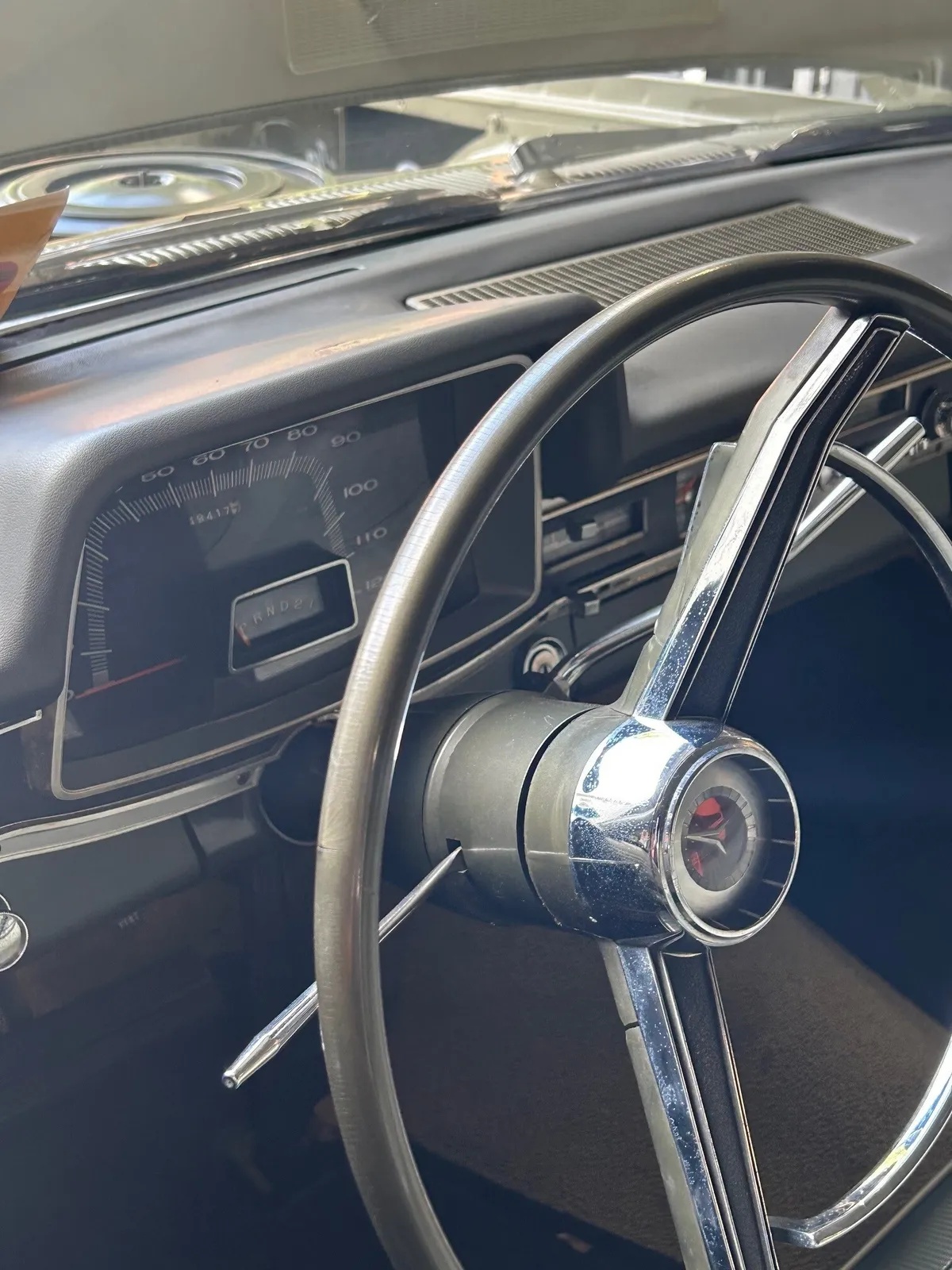 Plymouth-Fury-1966-Soft-Yellow-Tan-16