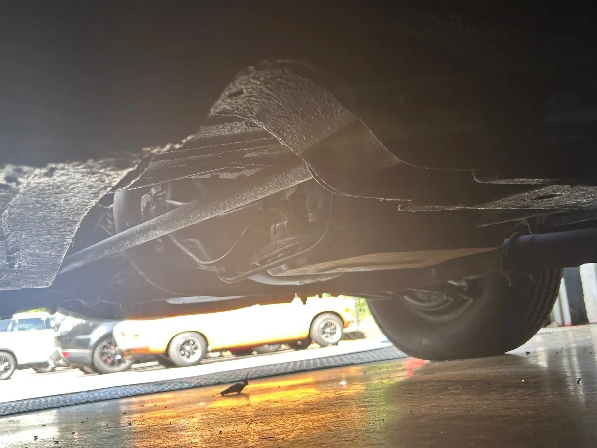 Plymouth-Fury-1966-Soft-Yellow-Tan-18