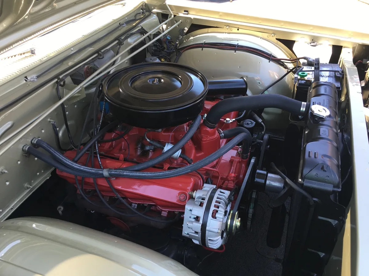 Plymouth-Fury-1966-Soft-Yellow-Tan-7